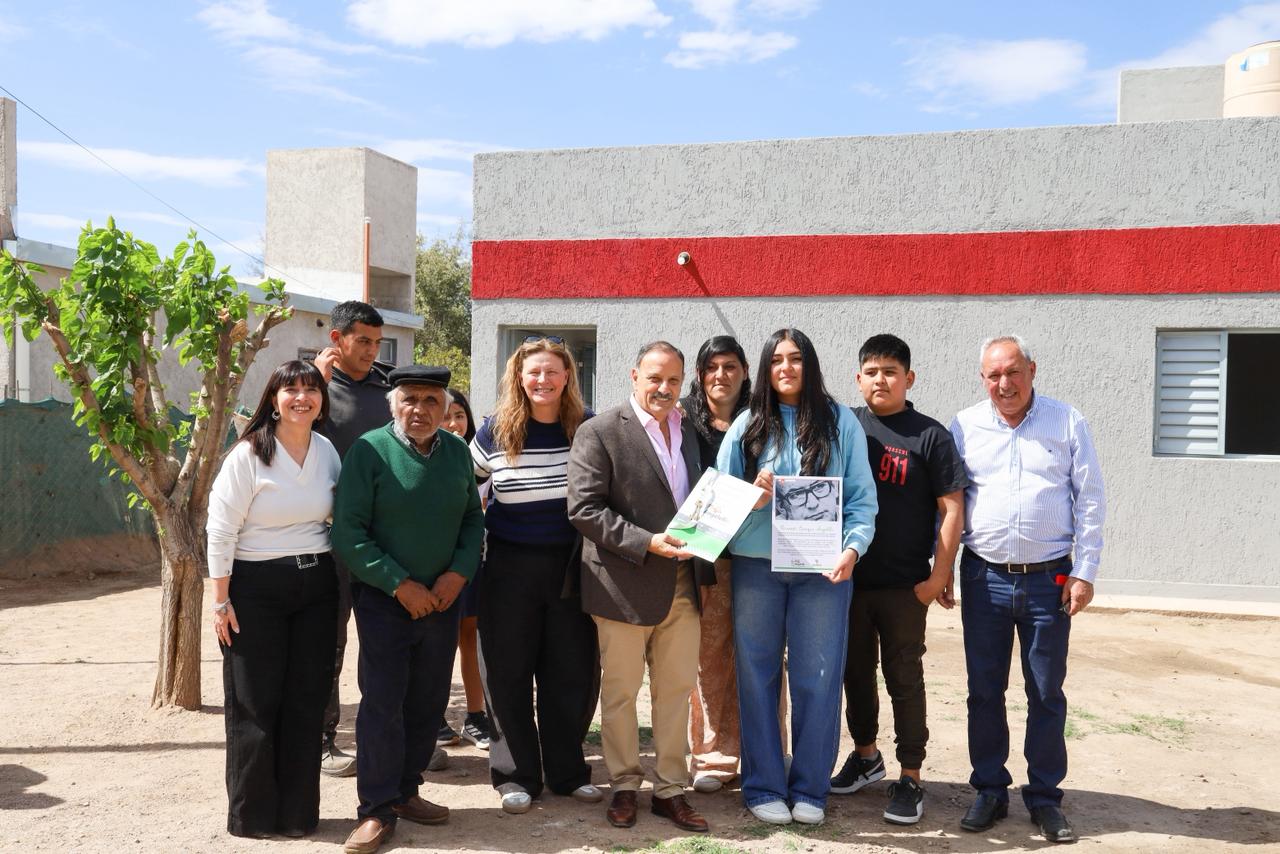 Familias del barrio Susana Quintela recibieron nuevas unidades habitacionales del Plan Angelelli
